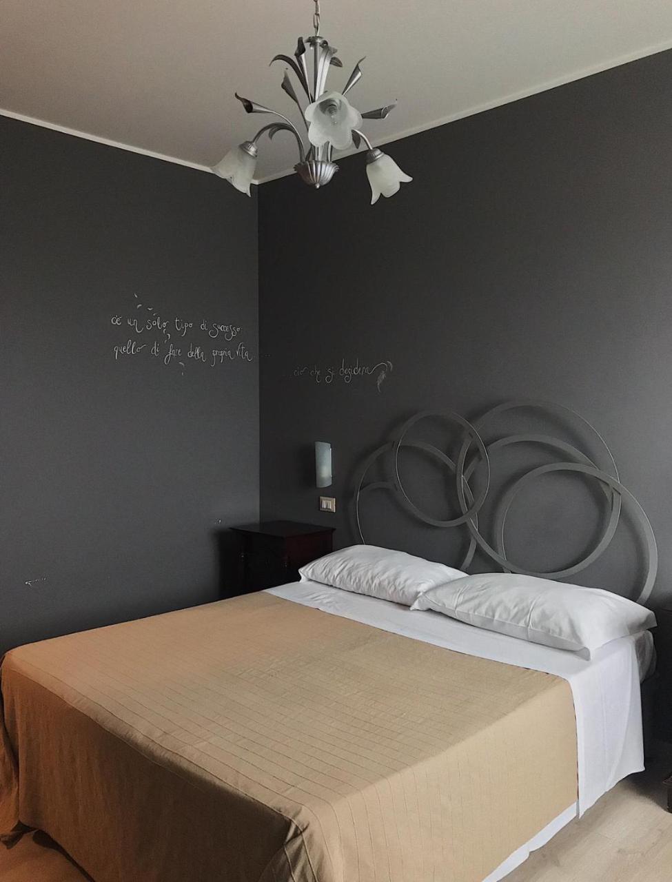 Hotel Opera' 모스쿠포 외부 사진